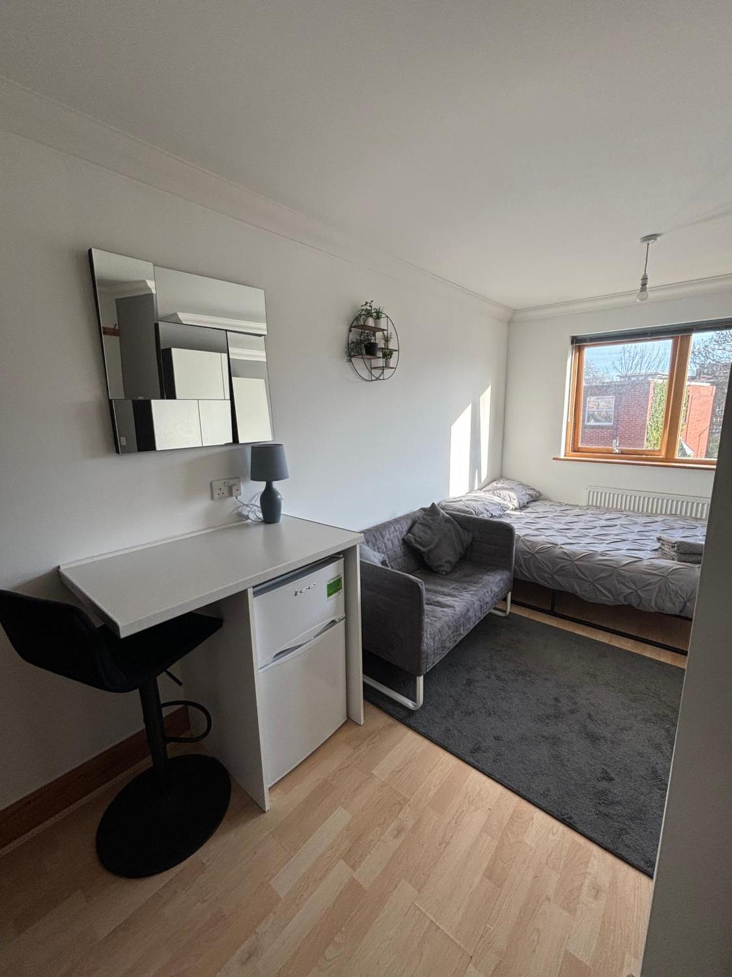 Stylish & Compact City Center Studio Apartment 7A Norwich Bagian luar foto